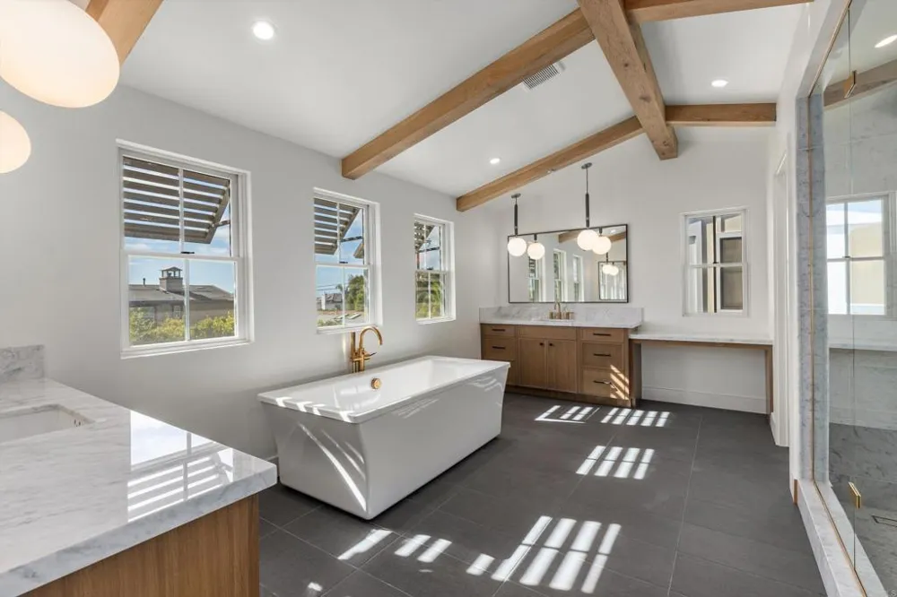 816 Conestoga Court Encinitas, CA 92024