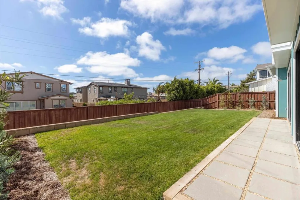 816 Conestoga Court Encinitas, CA 92024