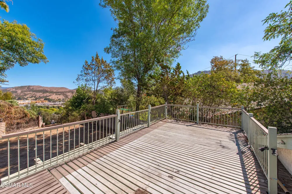 29315 Tree Hollow Agoura Hills, CA 91301