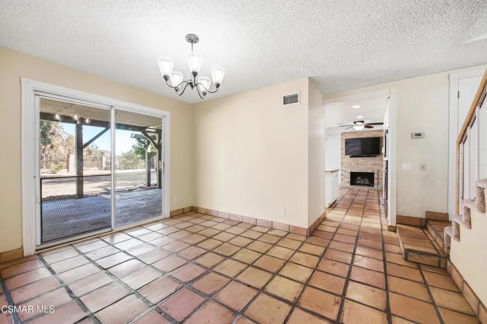 29315 Tree Hollow Agoura Hills, CA 91301