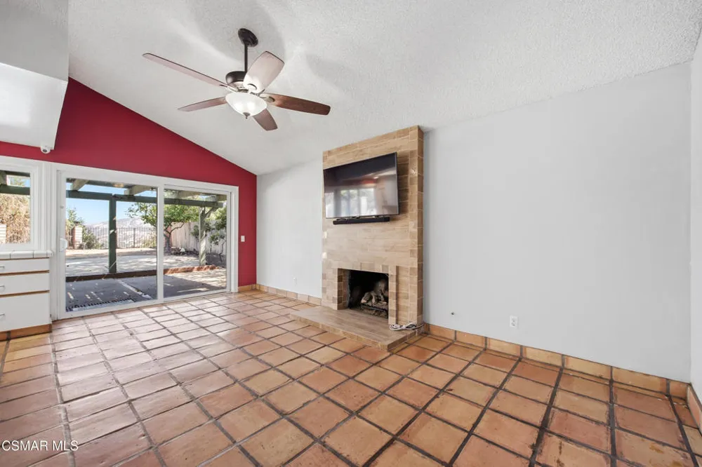 29315 Tree Hollow Agoura Hills, CA 91301