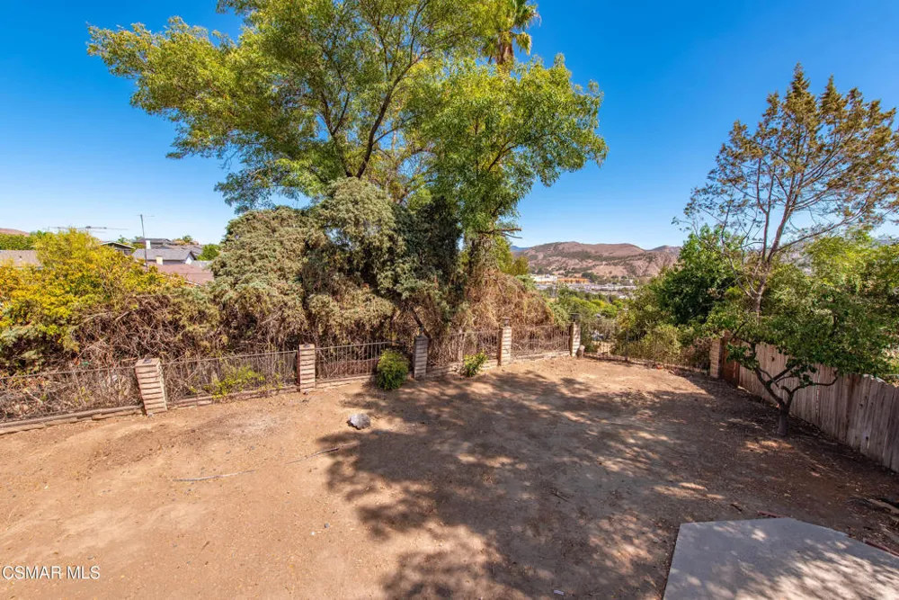 29315 Tree Hollow Agoura Hills, CA 91301