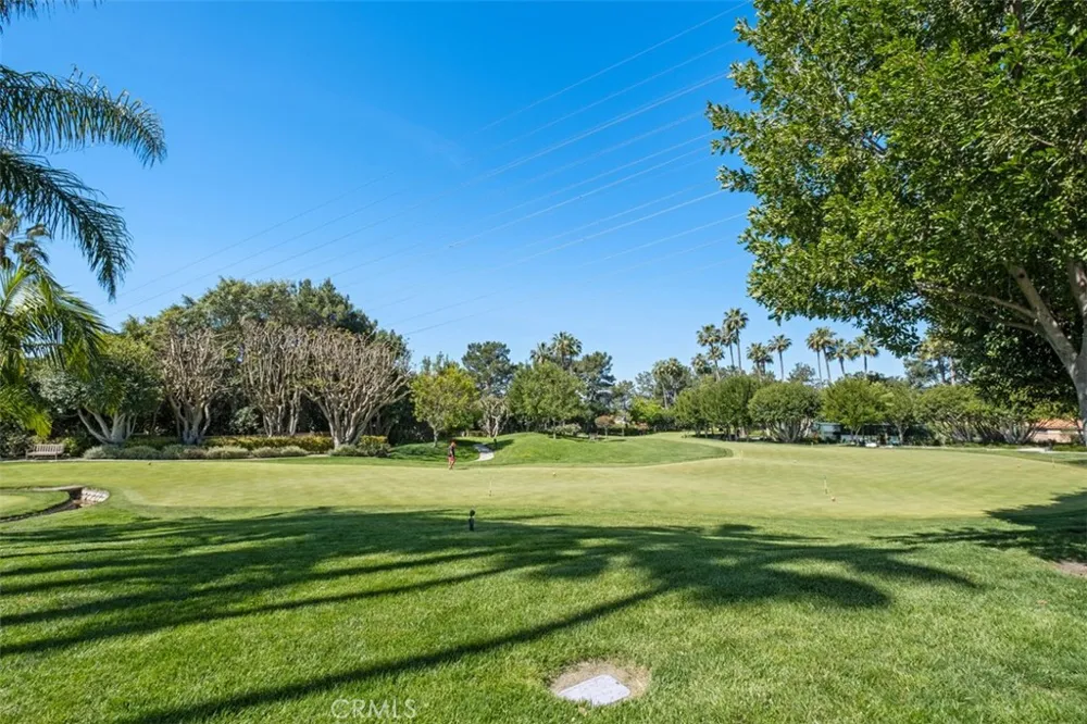 21256 Cancun Mission Viejo, CA 92692