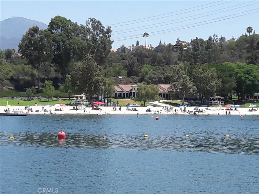 21256 Cancun Mission Viejo, CA 92692