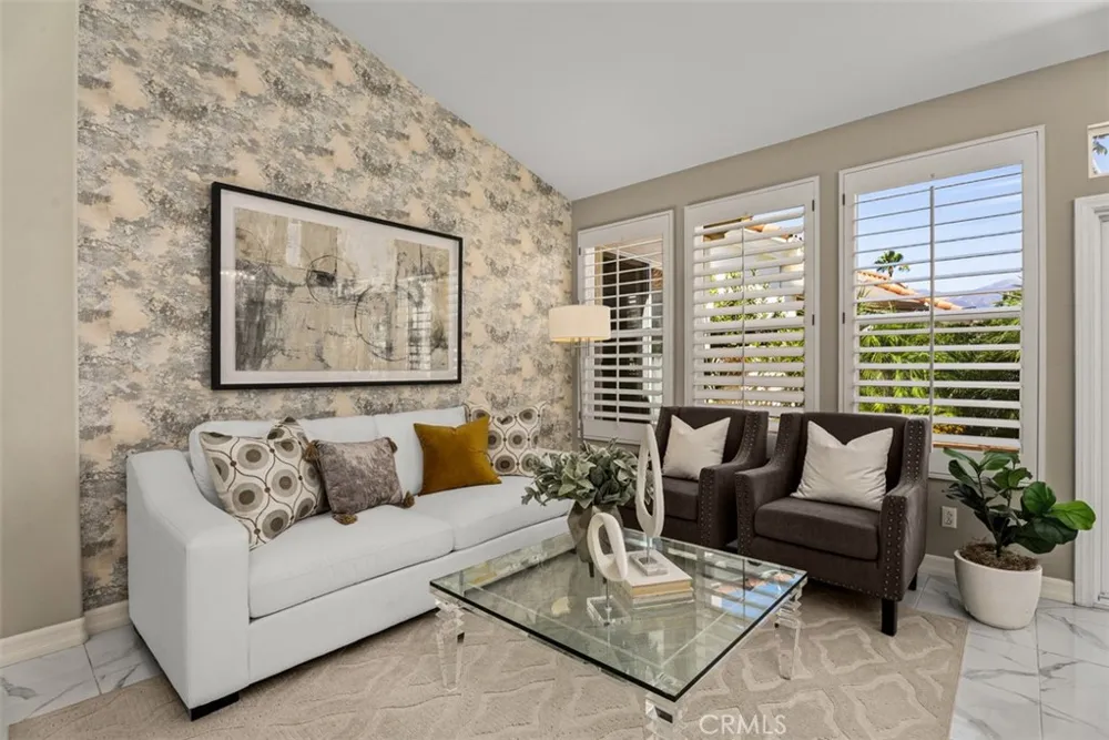 21256 Cancun Mission Viejo, CA 92692