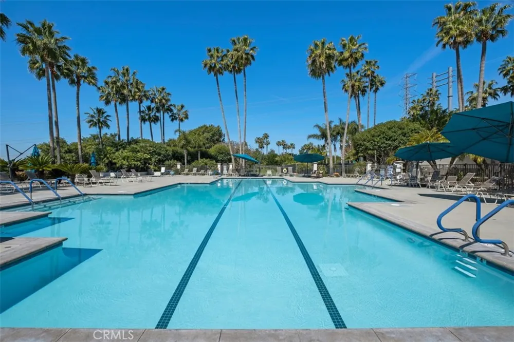 21256 Cancun Mission Viejo, CA 92692