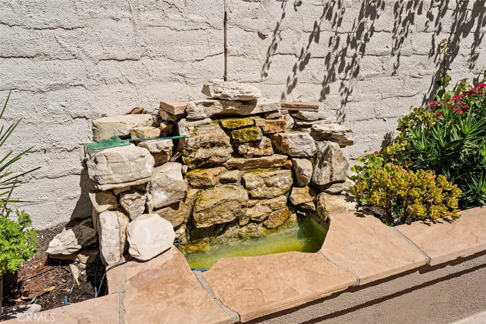 21256 Cancun Mission Viejo, CA 92692