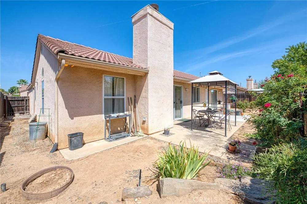 6706 Chestnut Fresno, CA 93710