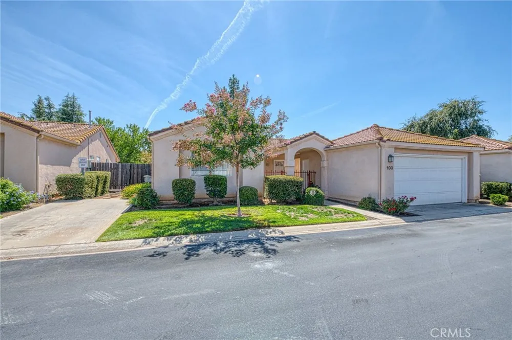 6706 Chestnut Fresno, CA 93710