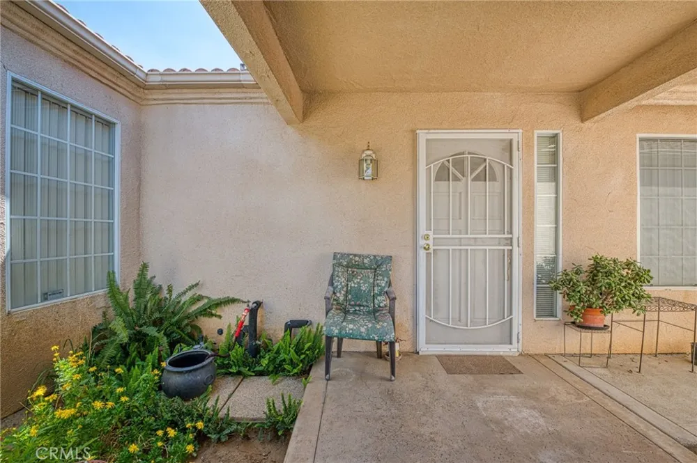 6706 Chestnut Fresno, CA 93710