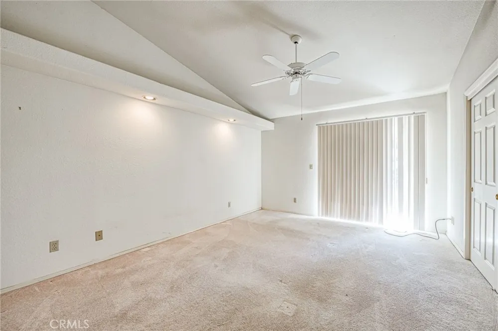 6706 Chestnut Fresno, CA 93710