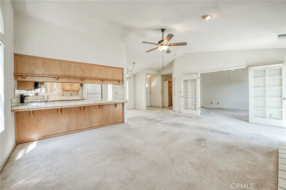 6706 Chestnut Fresno, CA 93710