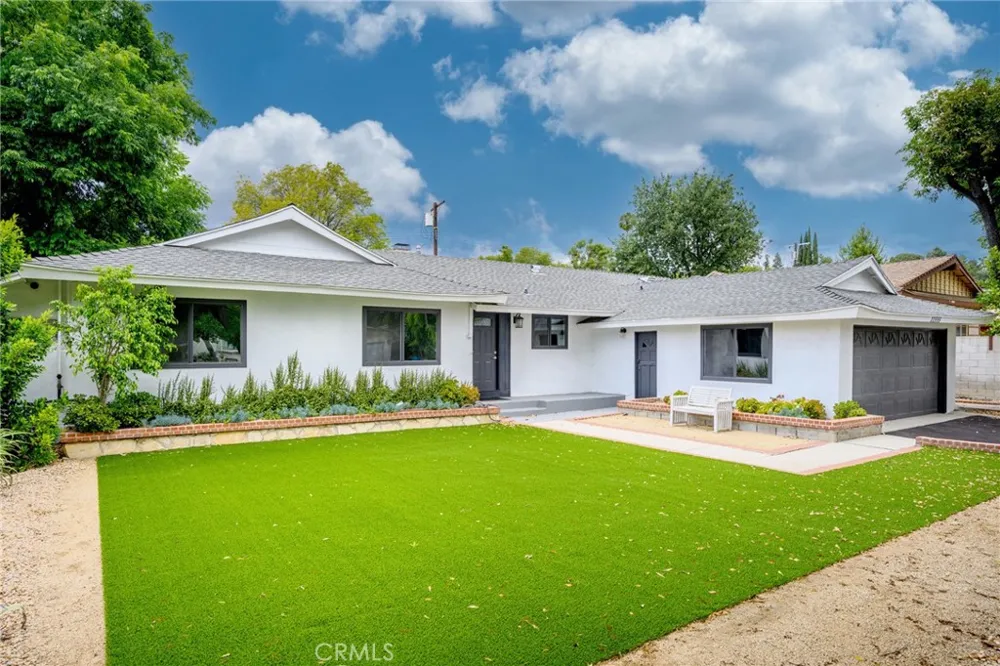 11555 Collett Ave Granada Hills, CA 91344
