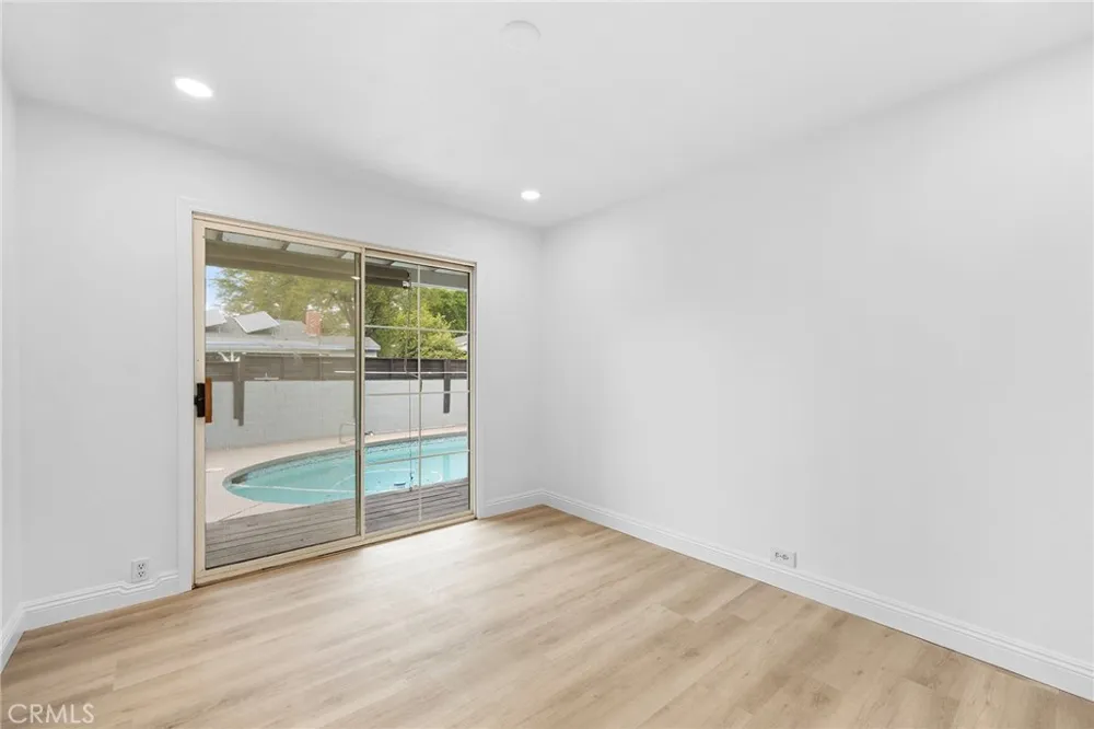 11555 Collett Ave Granada Hills, CA 91344