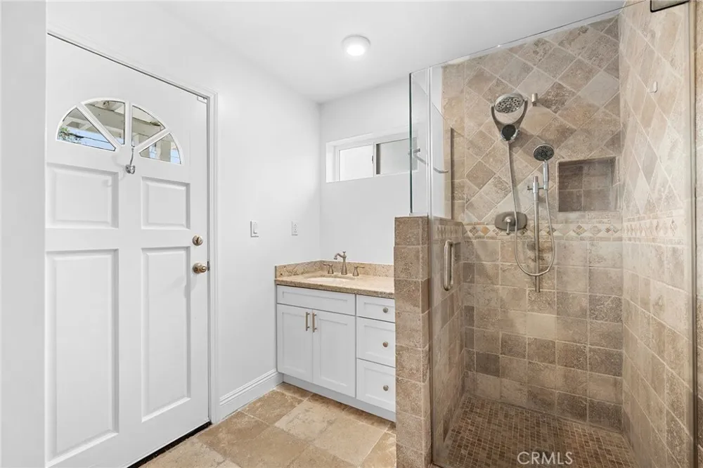 11555 Collett Ave Granada Hills, CA 91344