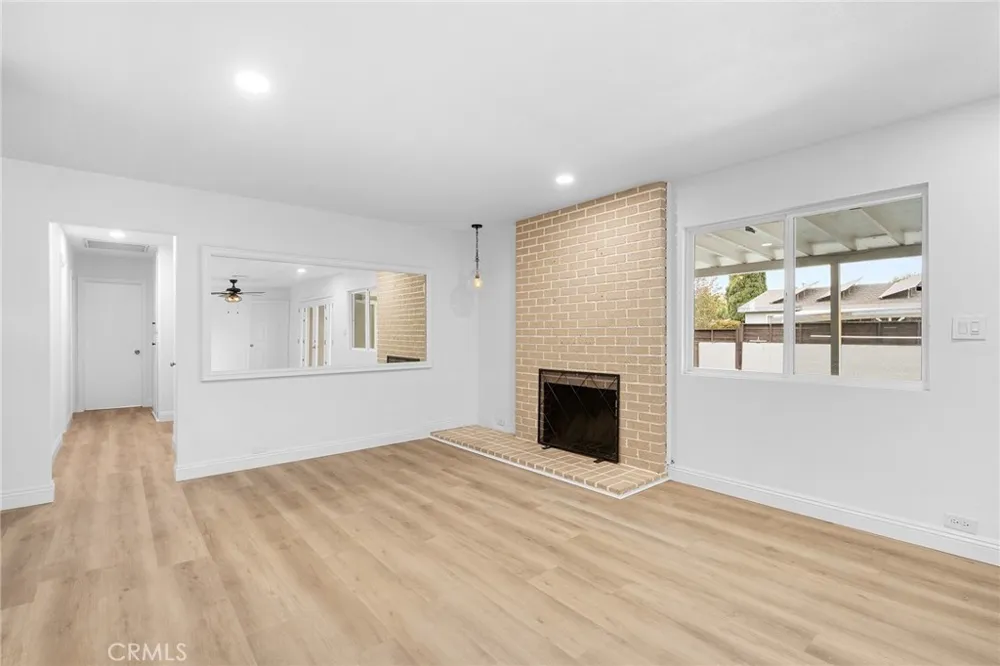 11555 Collett Ave Granada Hills, CA 91344