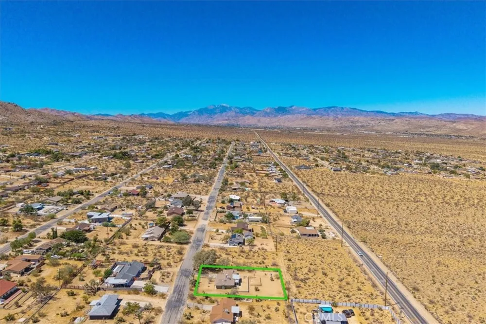 60796 Natoma Trail Joshua Tree, CA 92252