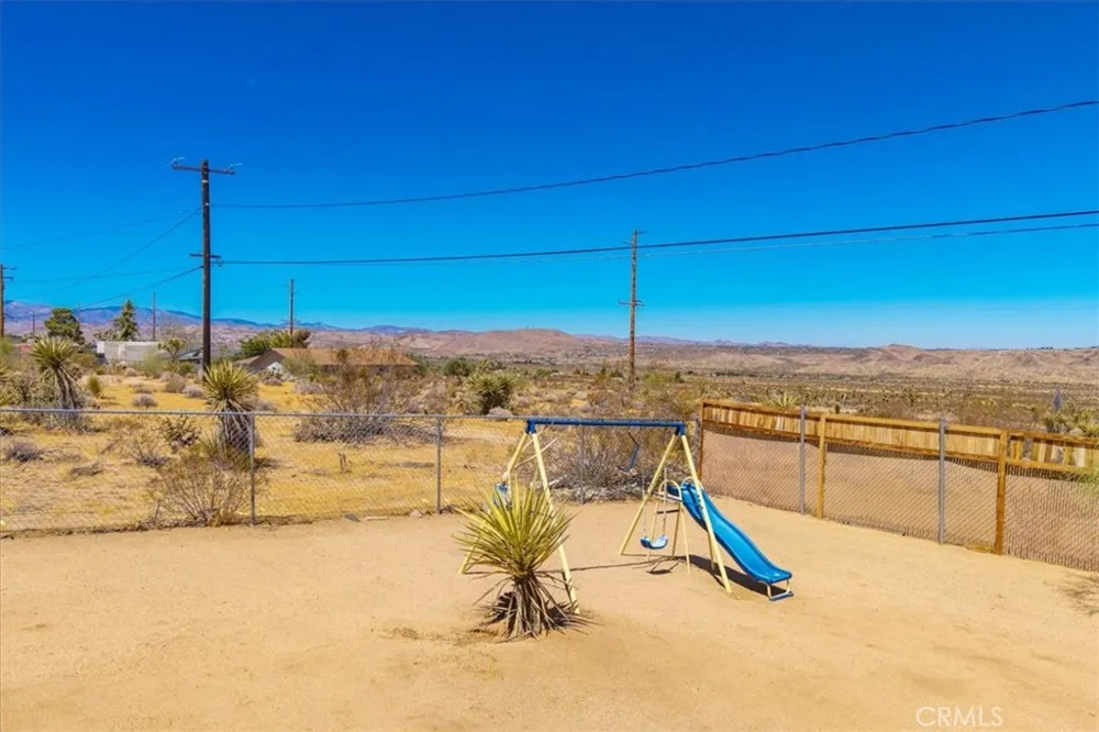 60796 Natoma Trail Joshua Tree, CA 92252