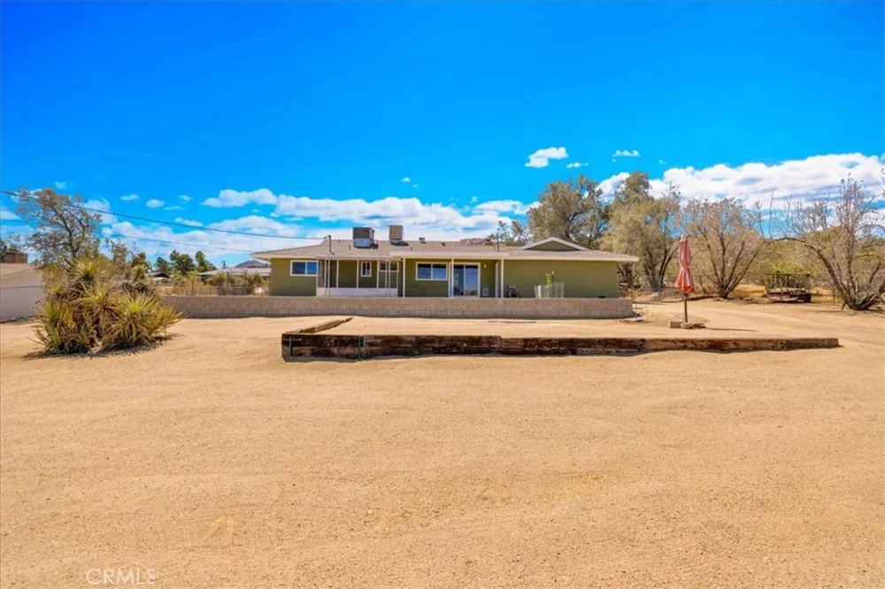 60796 Natoma Trail Joshua Tree, CA 92252