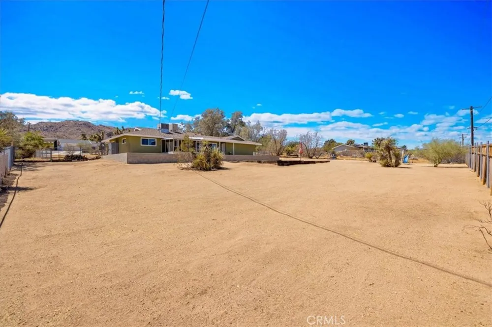 60796 Natoma Trail Joshua Tree, CA 92252