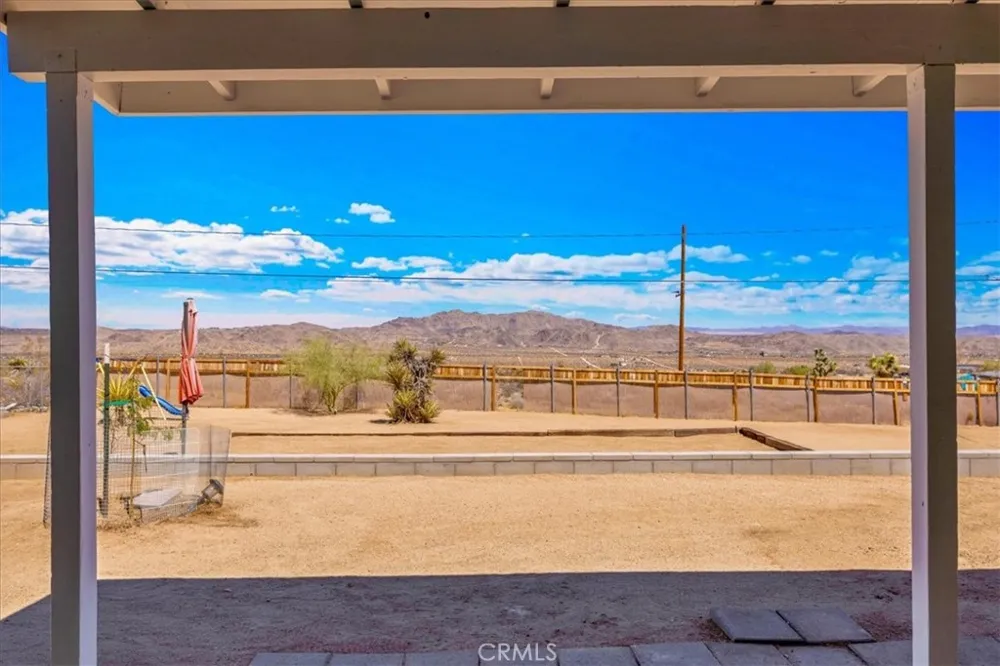 60796 Natoma Trail Joshua Tree, CA 92252