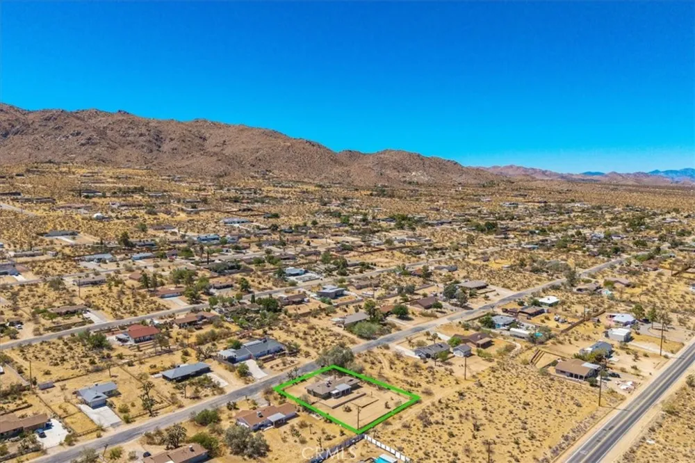 60796 Natoma Trail Joshua Tree, CA 92252