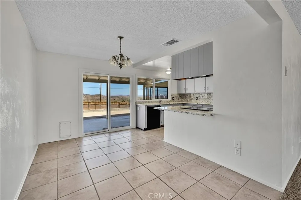 60796 Natoma Trail Joshua Tree, CA 92252