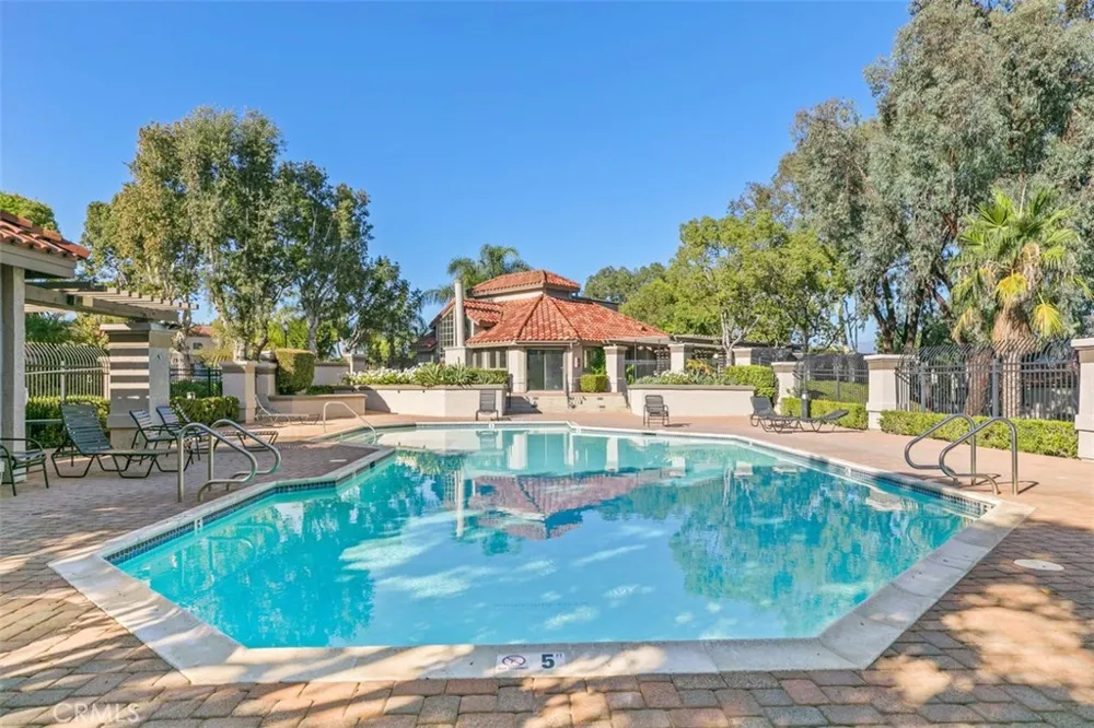 28081 Montecito #7 Laguna Niguel, CA 92677