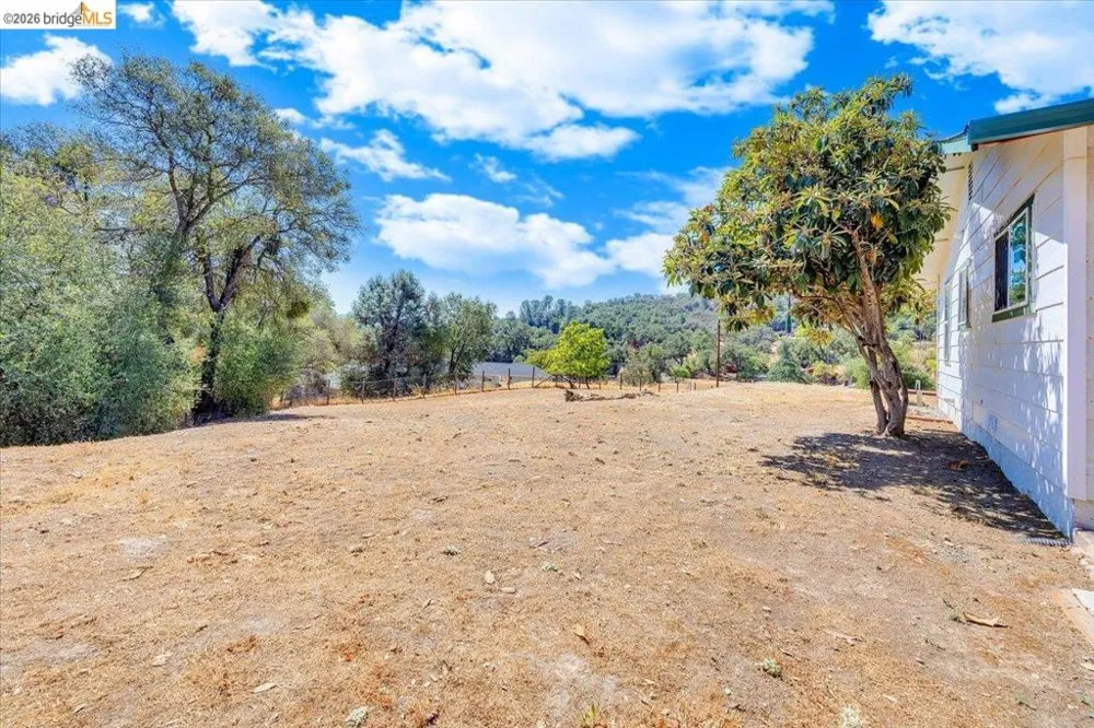 9790 O Neil Ct Jamestown, CA 95327