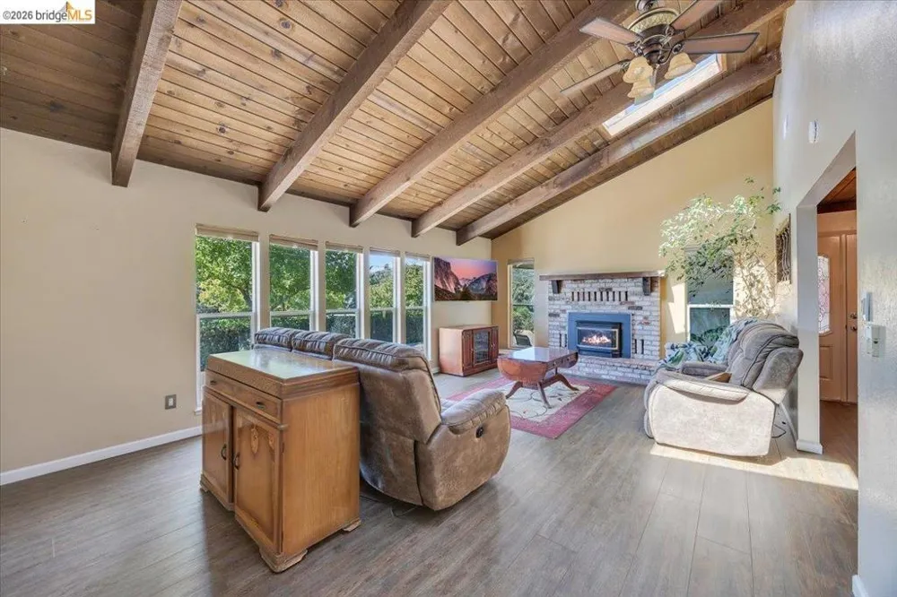 9790 O Neil Ct Jamestown, CA 95327