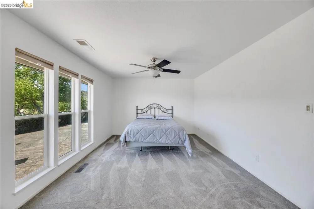 9790 O Neil Ct Jamestown, CA 95327