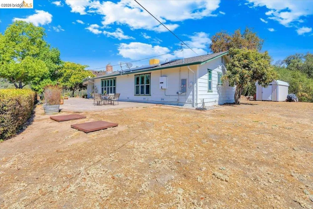 9790 O Neil Ct Jamestown, CA 95327