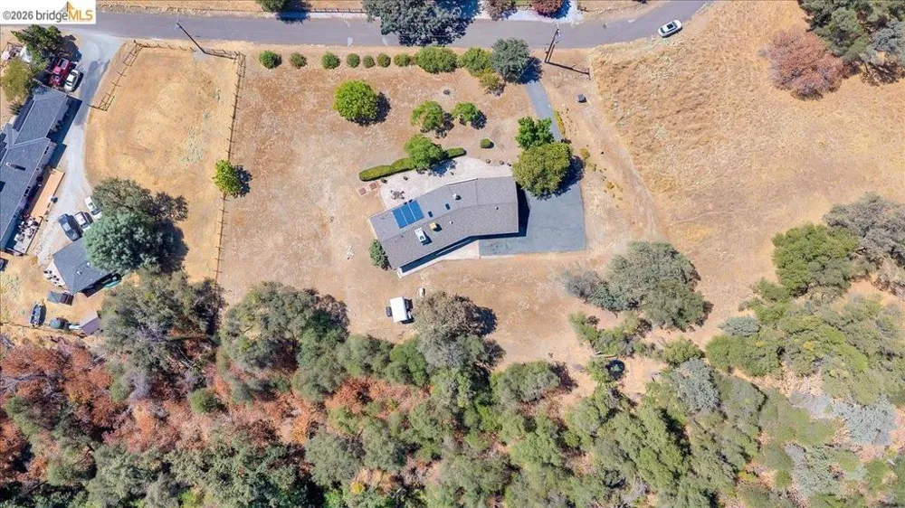 9790 O Neil Ct Jamestown, CA 95327