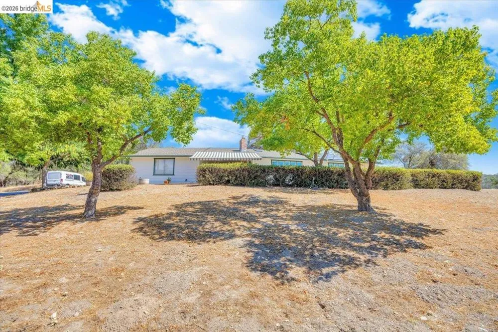 9790 O Neil Ct Jamestown, CA 95327
