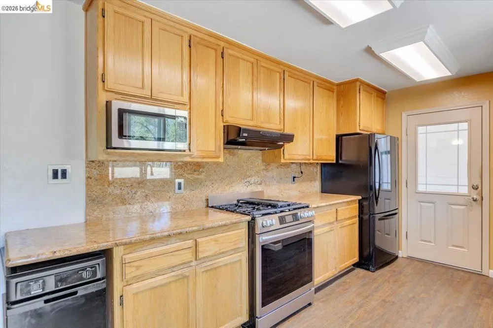 9790 O Neil Ct Jamestown, CA 95327