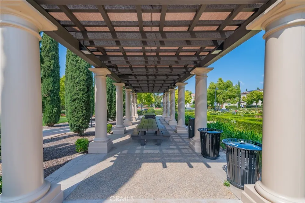 83 Twin Gables Irvine, CA 92620