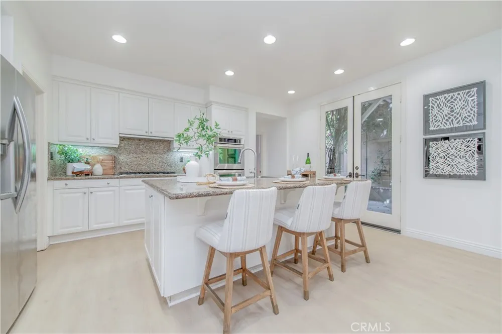 83 Twin Gables Irvine, CA 92620