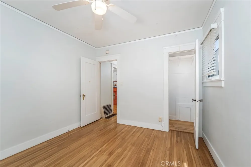 206 La Verne Long Beach, CA 90803