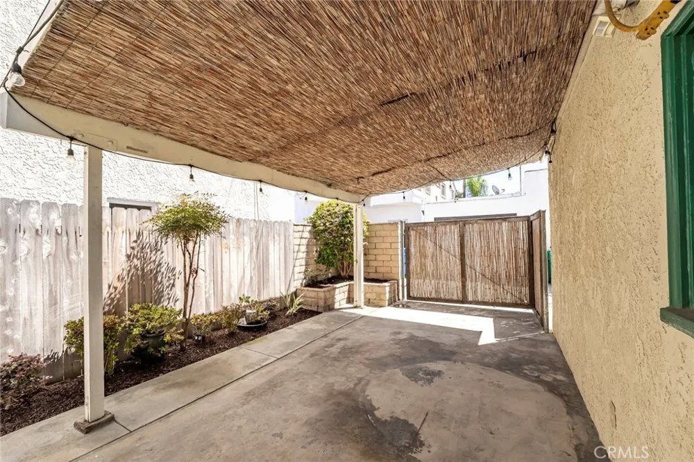 206 La Verne Long Beach, CA 90803