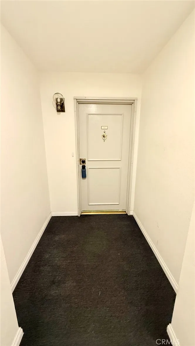 225 Rose Street #104 Burbank, CA 91505