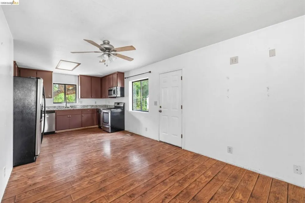 18948 North Drive Jamestown, CA 95327
