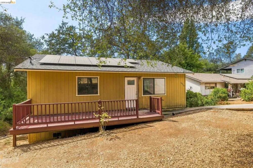 18948 North Drive Jamestown, CA 95327
