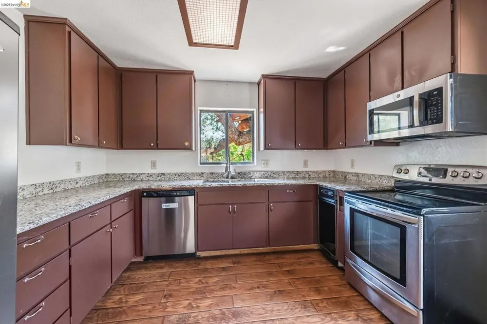 18948 North Drive Jamestown, CA 95327