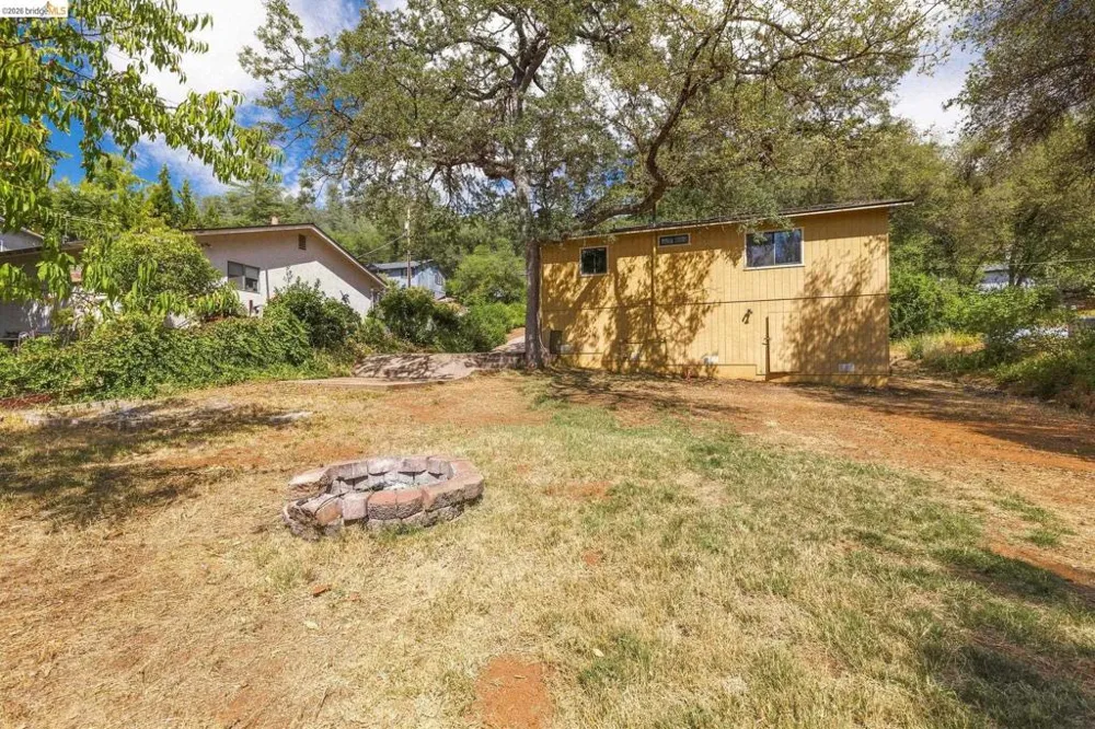 18948 North Drive Jamestown, CA 95327