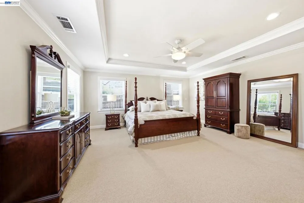 2122 Wilmington Drive Walnut Creek, CA 94596