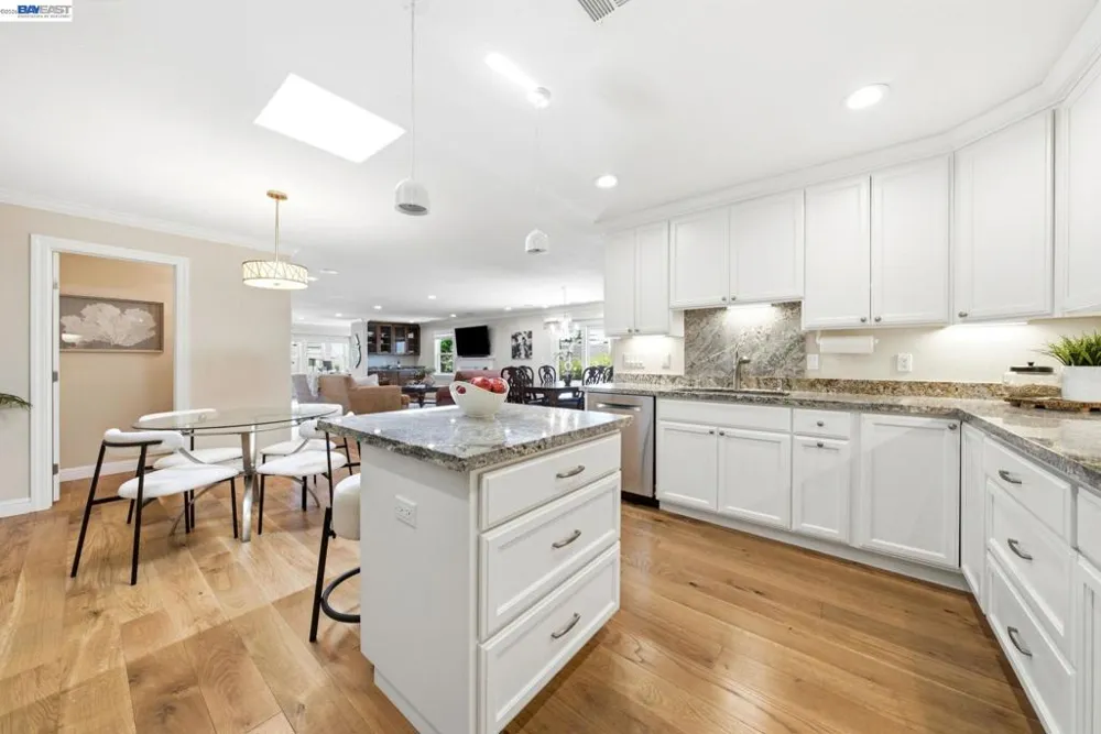 2122 Wilmington Drive Walnut Creek, CA 94596