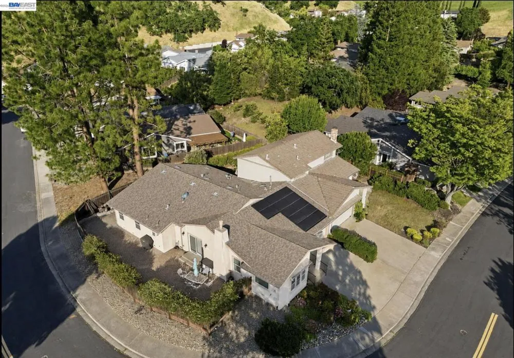 2122 Wilmington Drive Walnut Creek, CA 94596