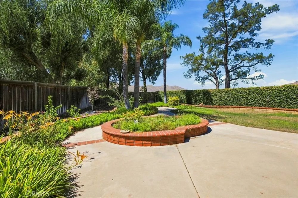 24221 Summit Ridge Circle Moreno Valley, CA 92557