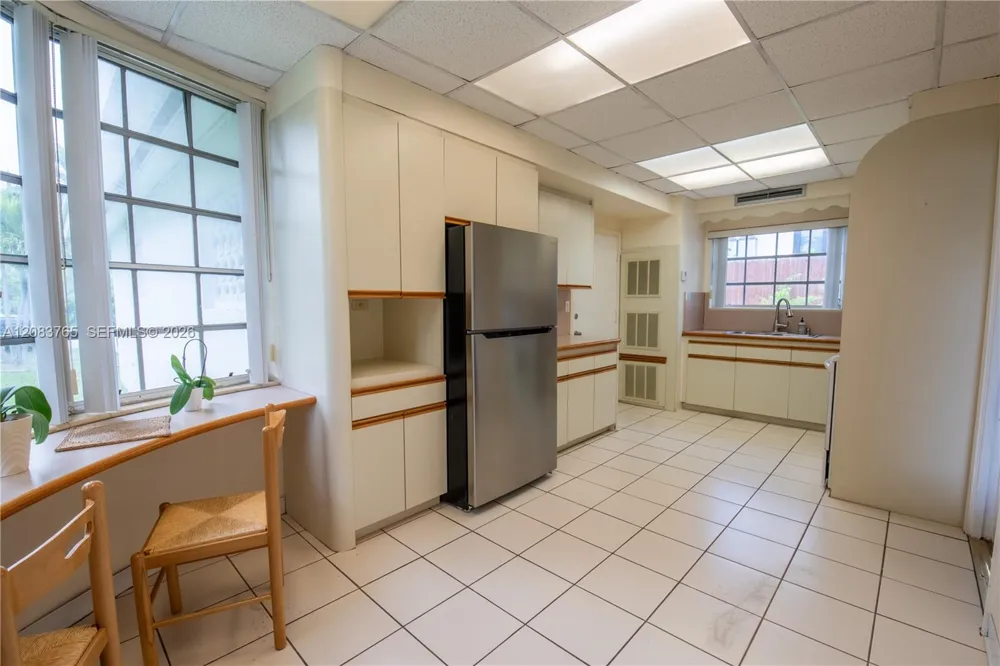 85 S Hibiscus Dr Miami Beach, FL 33139
