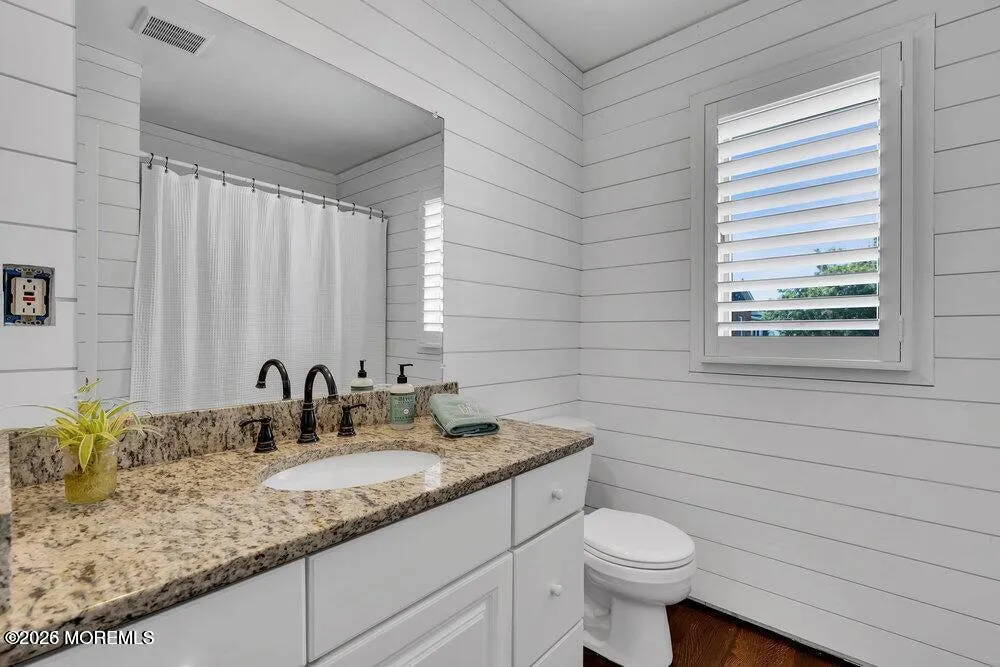 4 Pirate Drive Waretown, NJ 08758
